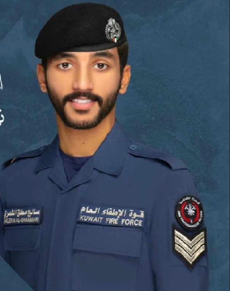 صالح بن مطلق بن فرحان الطعيميس يتخرج من قوة الإطفاء العام بتقدير امتياز
